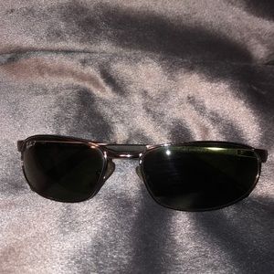 Men’s Ray Ban polarized sunglasses